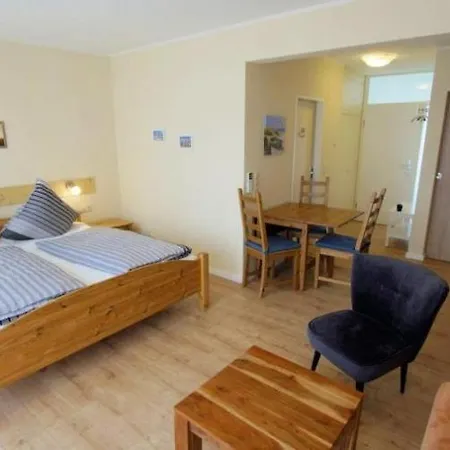 Appartement Stormtueuet - Wunderschoenes Feriendomizil Fuer Junge Familie In Strandnaehe Wangerooge